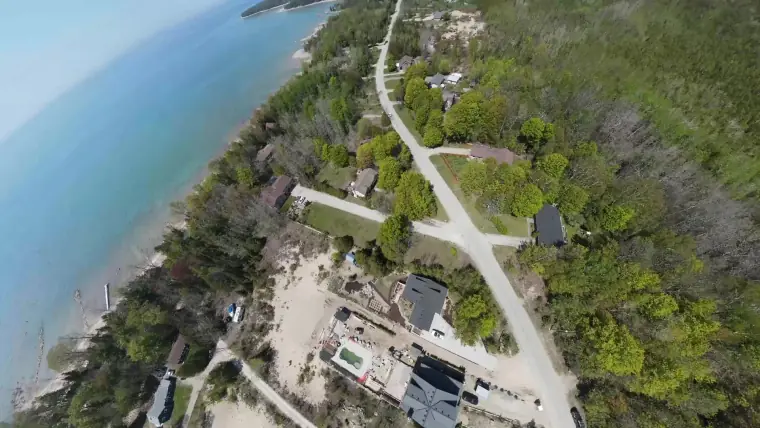 Property close to Lake Huron, Ontario